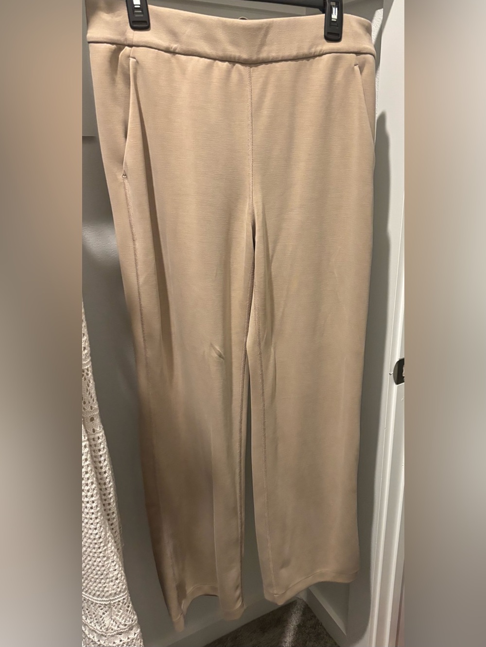 Women’s lululemon Tan Softstreme High-Rise Straight-Leg Pant
